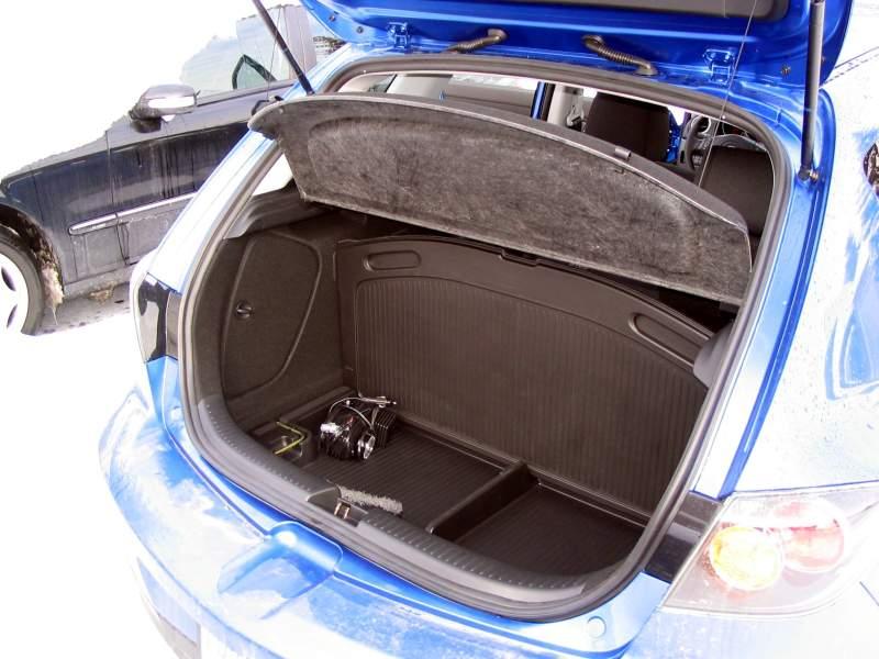 Mazda 3 - Fisrt pics 07.JPG